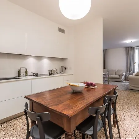 Scaleter - A Fine Luxury In Palazzo With Canal View * Venice