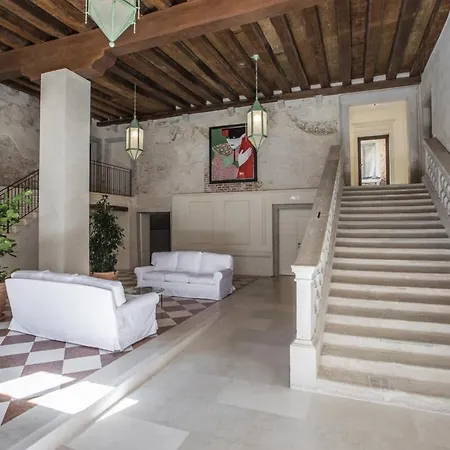 Scaleter - A Fine Luxury In Palazzo With Canal View * Venice