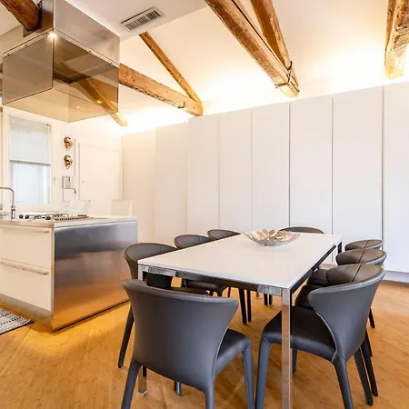 St. Mark Ca' Algi -apartment With Beautiful Roof Terrace Venice