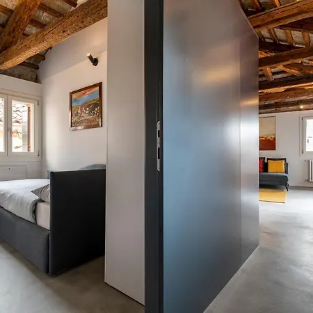 Lilia's Loft * Venice