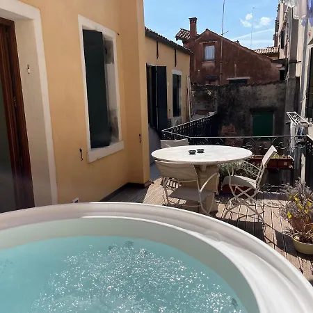 Casa Virginia Direct At The Canal Cannaregio With Own Roof Terrace 아파트