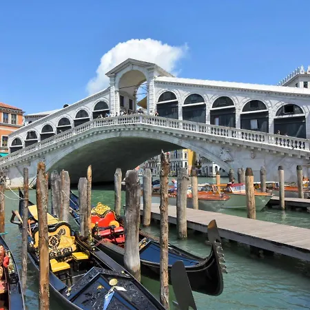 Al Fogher By Interhome * Venice