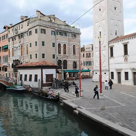 San Firmino Canal View Bed & Breakfast Benátky