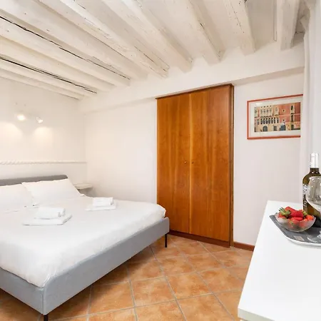 Appartamento Superior In Via Garibaldi By Bricola Venezia