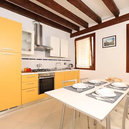 Bricola Biennale Appartement *