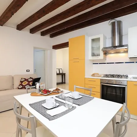 Apartment Bricola Biennale Venice