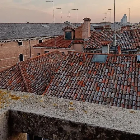 Biennale Area With Terrace And View! Apartment *