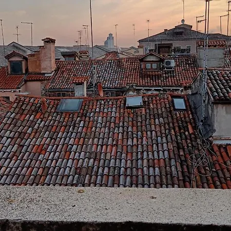 Apartment Biennale Area With Terrace And View!