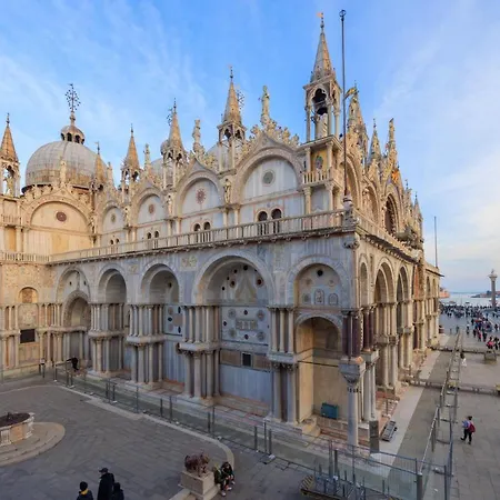 286 Piazza San Marco Pensión Venecia