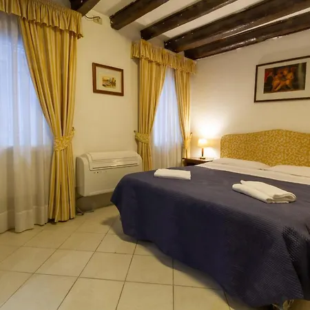 Apartament Art Dreams Teatro Italia Wenecja