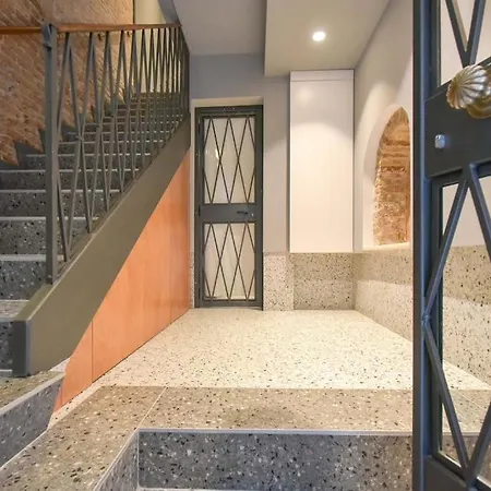 Casa Del Carro 2 Grand Terrace Apartment