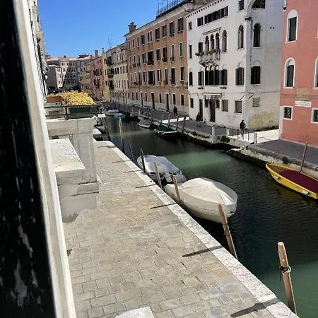 Casa Caburlotto Venice