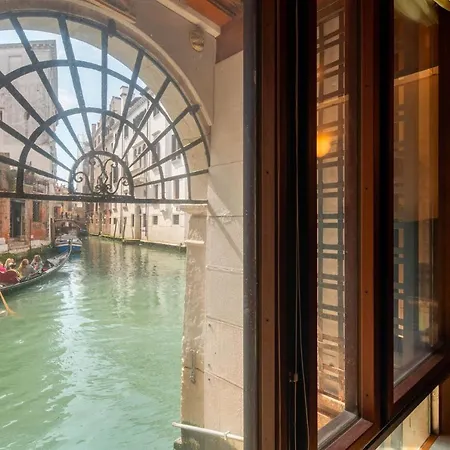 Casa Flavia Ai Morosini * Venezia
