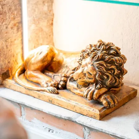 Casa Manina Sul Ponte - Your Private Canal View Apartment *