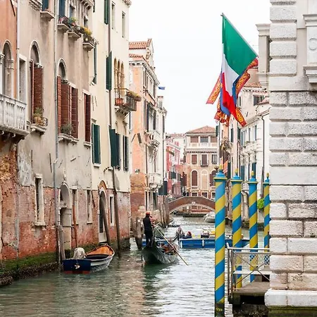 Casa Manina Sul Ponte - Your Private Canal View *