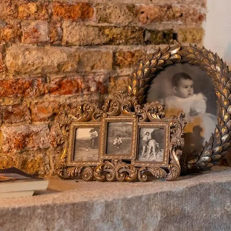 Casa Manina Sul Ponte - Your Private Canal View Apartment Venice
