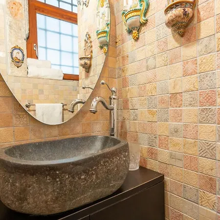 Casa Manina Sul Ponte - Your Private Canal View Apartment