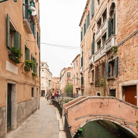 Casa Manina Sul Ponte - Your Private Canal View