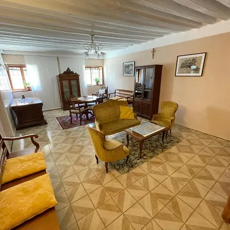 Holiday home Casa Caburlotto