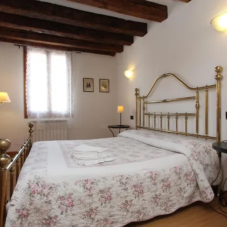 Apartment Dei Mori Venice