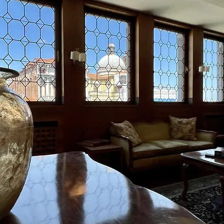 Grand Canal Panorama Apartment