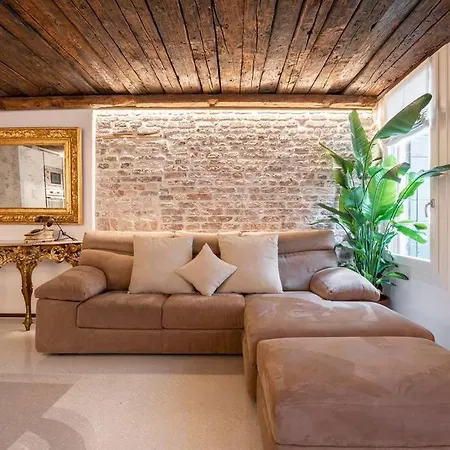 Apartment The Church - Rialto Bridge