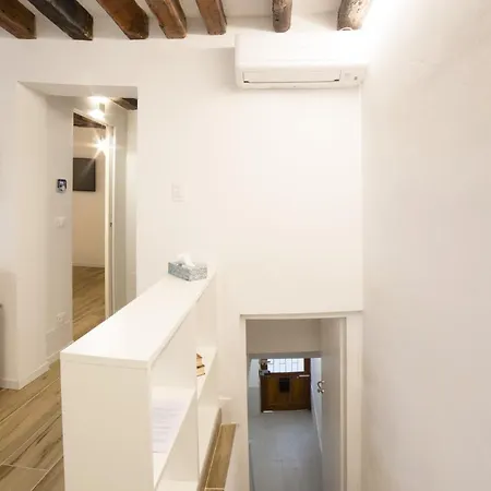 Apartment Primo Piano Venice, Castello Vicino Biennale