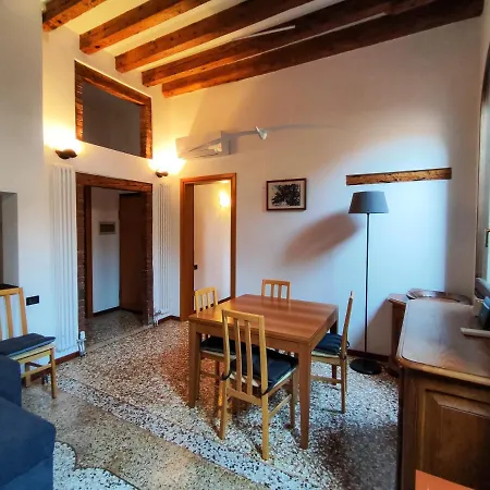 Ca' Do Pozzi Apartment *