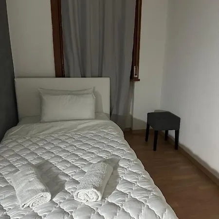 Leone D'oro 2 - Milano Street * Mestre