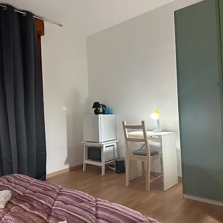 Leone D'oro 2 - Milano Street Affittacamere Mestre