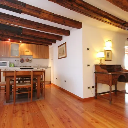 Apartment Dei Mori