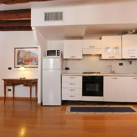 Apartment Dei Mori Venice