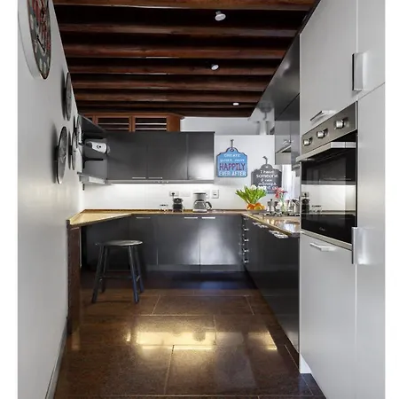 San Provolo Apartment *
