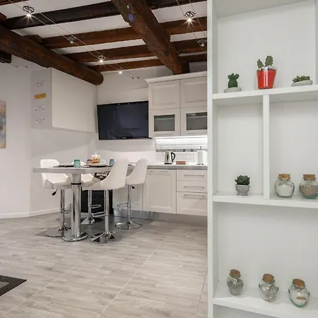 Ai Fradei Boutique