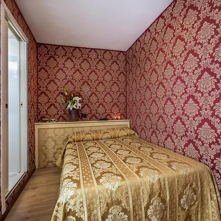 Hotel Apostoli Garden Venice