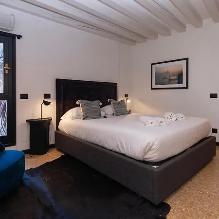 Casa Lorenzo_venisejetaime * Venice