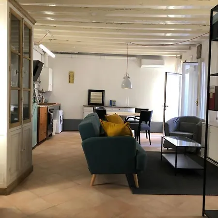 Studio 1455 Apartment *