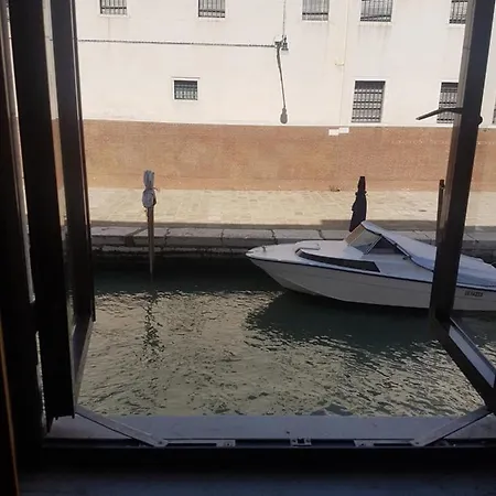 Sant'alvise Holiday Locazione Turistica Alloggio in famiglia *
