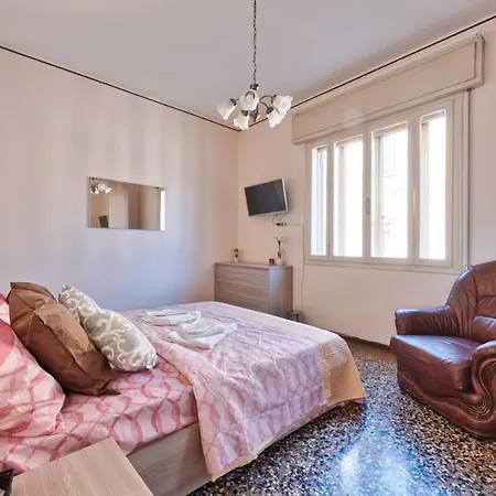 Venice Magic Night Apartment Mestre