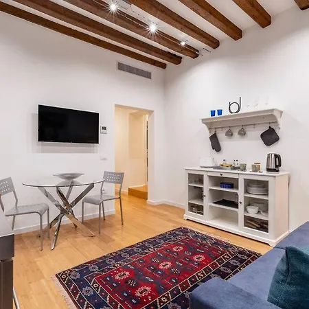 Apartamento Loft San Stae 18.27 *