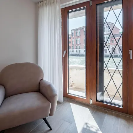 Palace Canal View By Wonderful Italy Apartment Venice