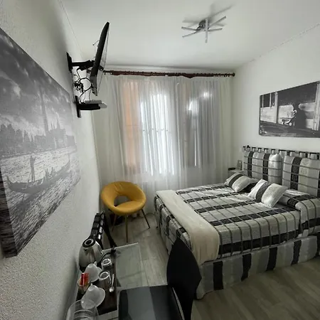 Aparthotel Marin *