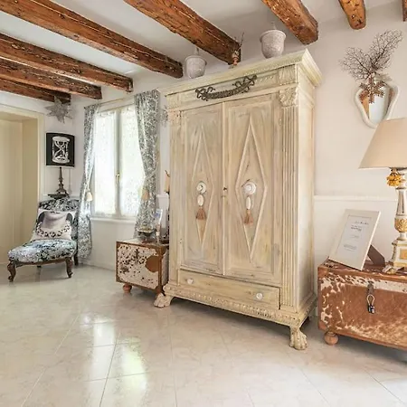 Ca' Dell'angelo Apartment *