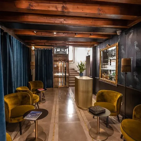 Palazzina Fortuny 3*