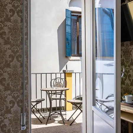 Apostoli Garden Hotel