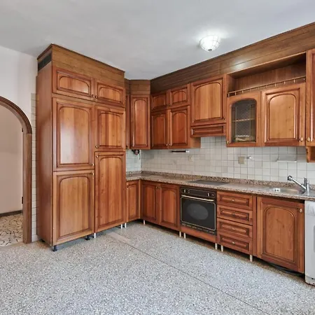 Apartment H&s Apt Private 3 Bedroom