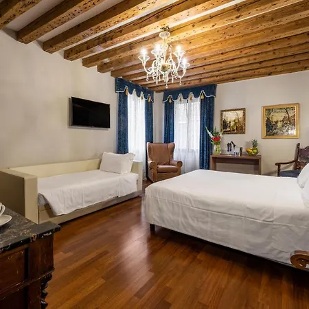 Palazzo San Lorenzo Hotel