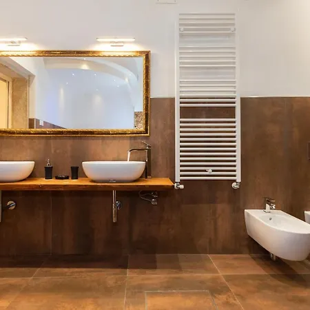 Appartement Giorgiapartaments Bronze Esclusive *