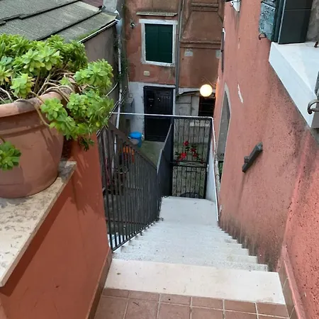 Guest house Romantic Enchantment With Private Bathroom