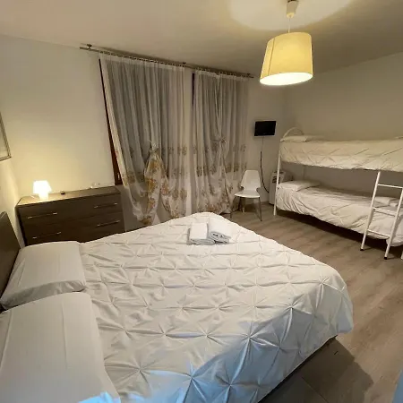 Guest house Romantic Enchantment With Private Bathroom *